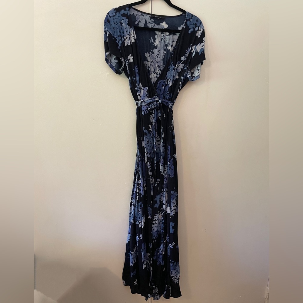 OLIVACEOUS maxi wrap dress, navy blue w/ floral, Medium.